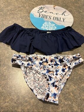 l*space Full Cut Ruffled Top Navy Blue Bikini